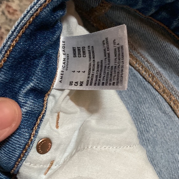 American Eagle Mom Jeans - Picture 3 of 5
